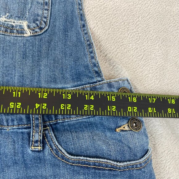 Mossimo Woman's Short Overalls M Distressed Denim Adjustable Straps Pockets - Picture 4 of 9